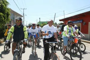 Más de 3,500 personas en la Rodada 300 de San Andrés