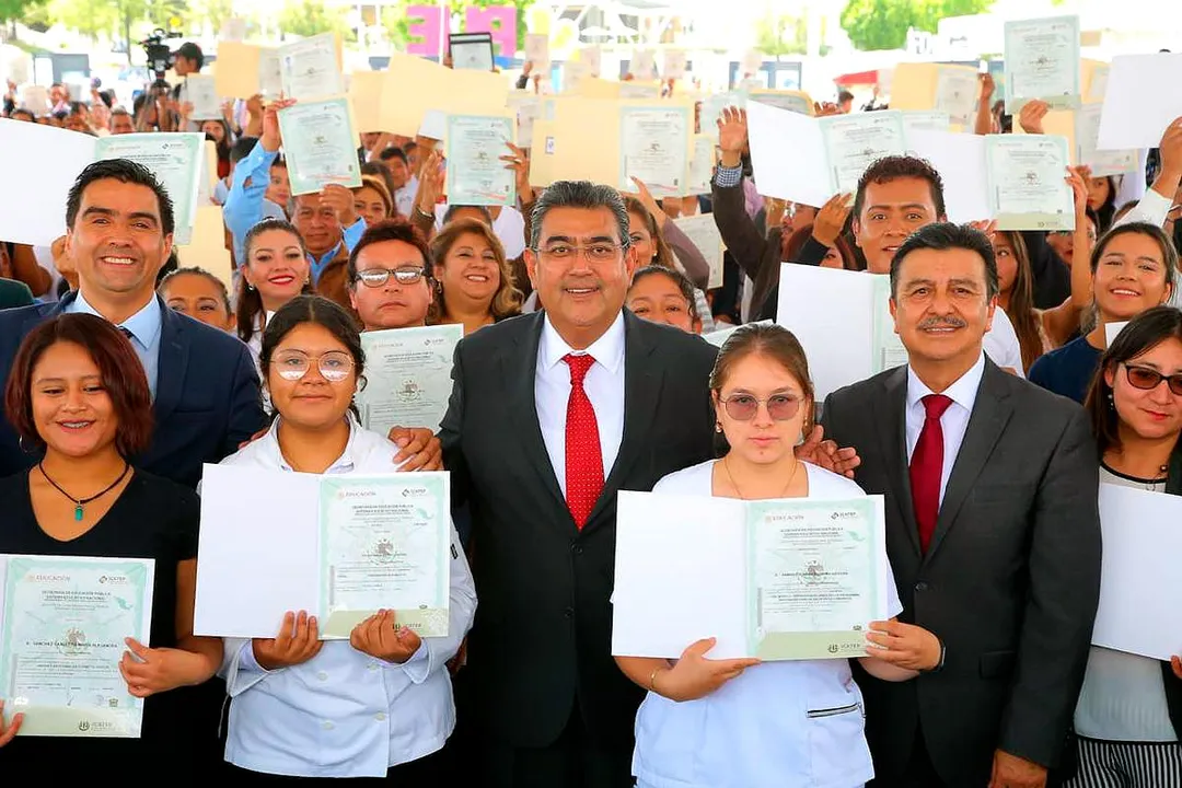 Cespedes Peregrina Certificaciones Icatep