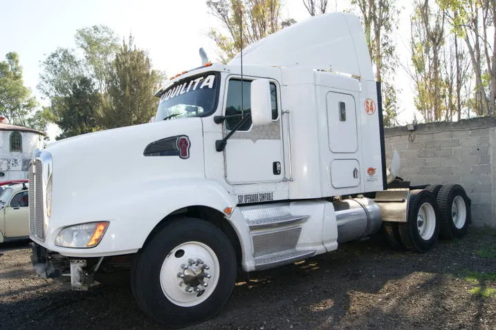 Vialidad Estatal recupera tráiler abandonado