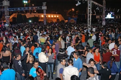 Regularán bailes sonideros estableciendo horarios y obligándolos a tener seguridad privada