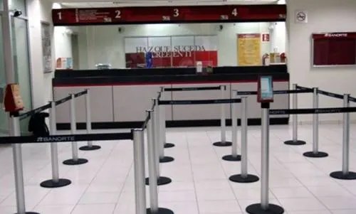 BMV y bancos suspenden operaciones este jueves