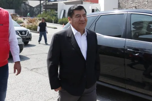 Suspende juez orden de aprehensión contra Mario Marín; no evitará detención