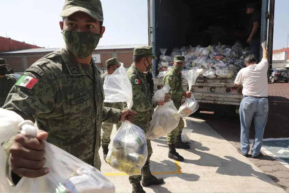 Atiende SEDIF de manera oportuna a damnificados por explosión en Xochimehuacan