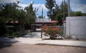 Envenenan a  su compañera con pesticida en secundaria de Guanajuato