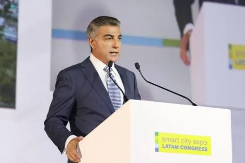 Tony Gali presenta ponencia “Visión y liderazgo” en el Smart City