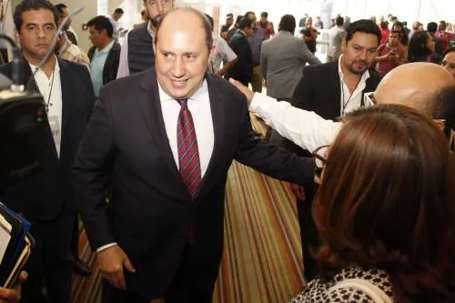 Fernando Manzanilla le dice a Armenta que no hay tiempo para estar haciendo “politiquería”