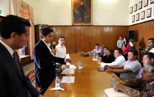 Entrega Espinosa participaciones a juntas auxiliares de San Pedro