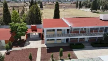 Más de 4 mil escuelas secundarias de Puebla recibirán mejoras en sus instalaciones sanitarias