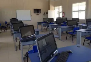 Apenas 5 proyectos para universidades a distancia cumplen requisitos