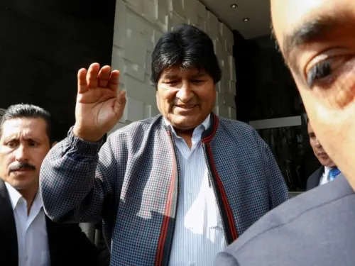Hijos de Evo Morales salen de Bolivia rumbo a Argentina