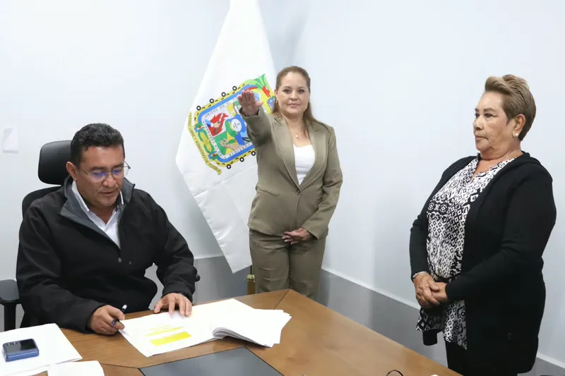 Olga Arellano Silva rinde protesta como titular de la Dirección General de Archivo del Congreso 📋✅ ✅ Licenciada en Contaduría ✅ +20 años en auditoría y administración pública ✅ Garantizará el cumplimiento de la Ley en materia de archivos #Puebla #Congreso #Archivo #Transparencia #RendiciónDeCuentas