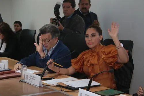 Aprueban en comisión exhorto al titular del Ejecutivo para garantizar la permanencia del Puebla