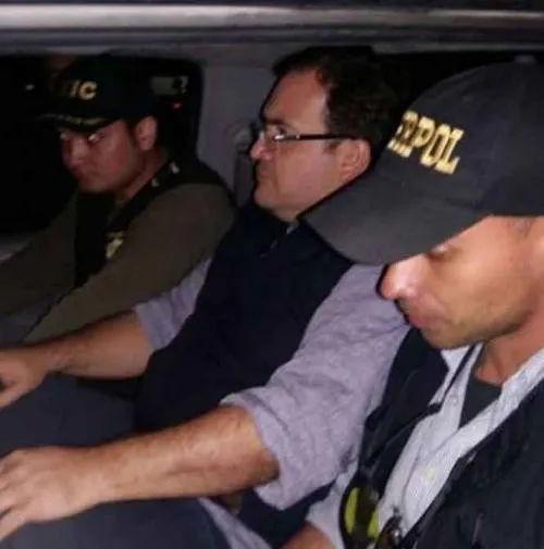 Video: Trasladan a Javier Duarte a Juzgado en Guatemala