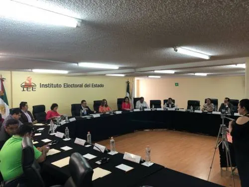 Aprueba IEE el registro de cinco candidatos a la gubernatura de Puebla