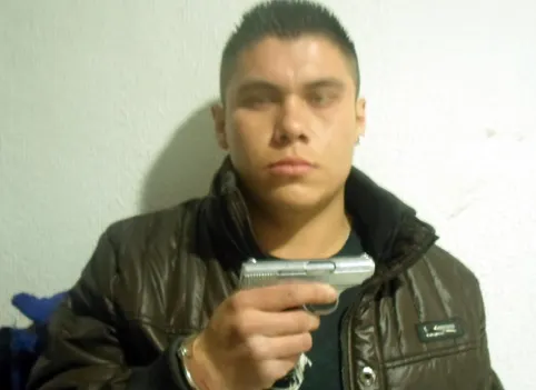 Estatales aseguraron a sujeto con arma de fuego y cartuchos útiles