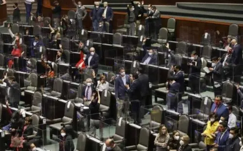 Diputados avalan en lo general la extinción de 109 fideicomisos