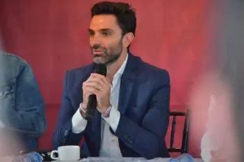 Se busca nuevo dirigente para Morena