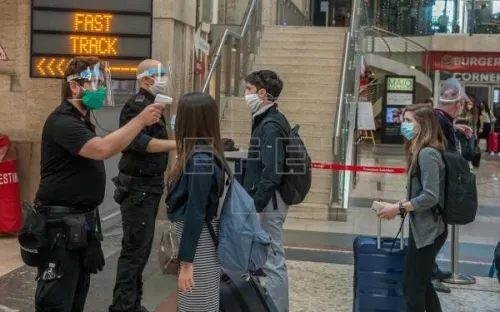 Italia abre sus fronteras con la UE para reactivar su turismo pese a la COVID