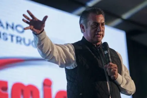 El Bronco ocultó pagos a Facebook