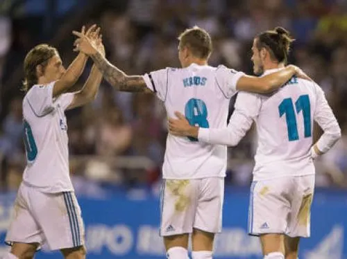 Real Madrid comienza defensa del título ante La Coruña