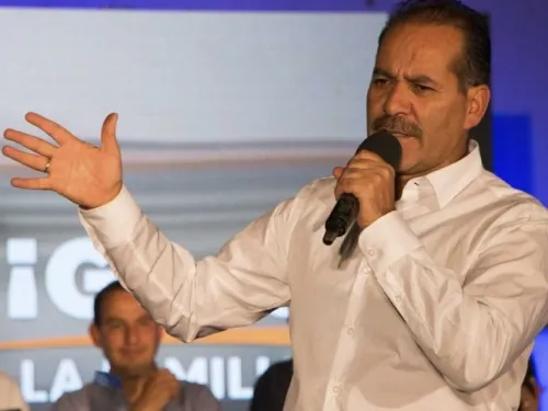 Buscan avioneta en la que viajaba exedil de Aguascalientes