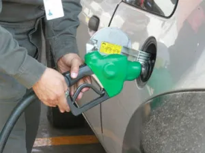 Precios de gasolina Magna y Premium subirán en julio