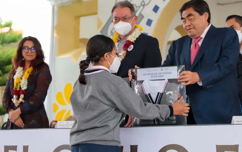 Inauguran ciclo escolar