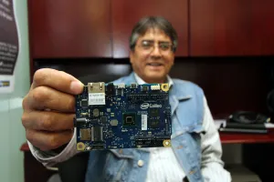 FCC-BUAP recibe tarjetas Galileo para desarrollar prototipos didácticos
