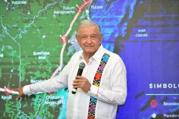 AMLO explicará el lunes a artistas beneficios de Tren Maya
