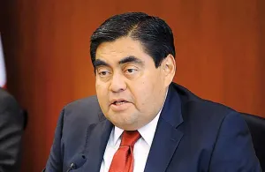 Costoso si Senado no va por periodo extraordinario: Barbosa