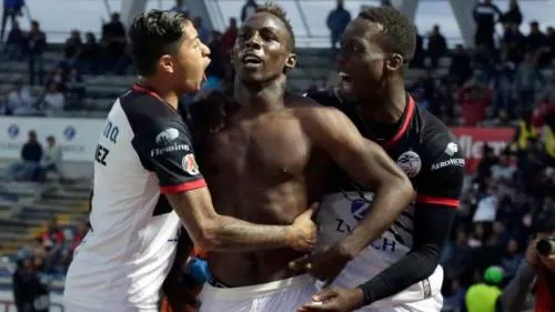 Lobos Buap respira y hunde al Atlas en el fondo del C2018