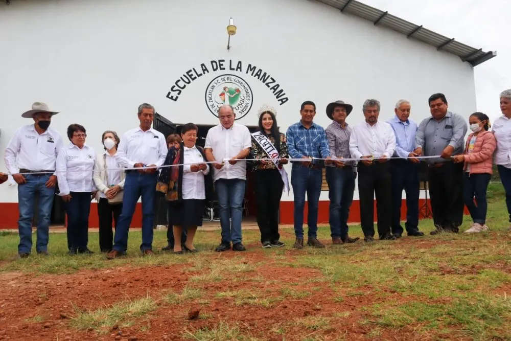 Escuela de la Manzana