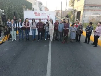 Entrega Tonantzin Fernández rehabilitación de la calle 21 Oriente, en San Pablo Tecamac