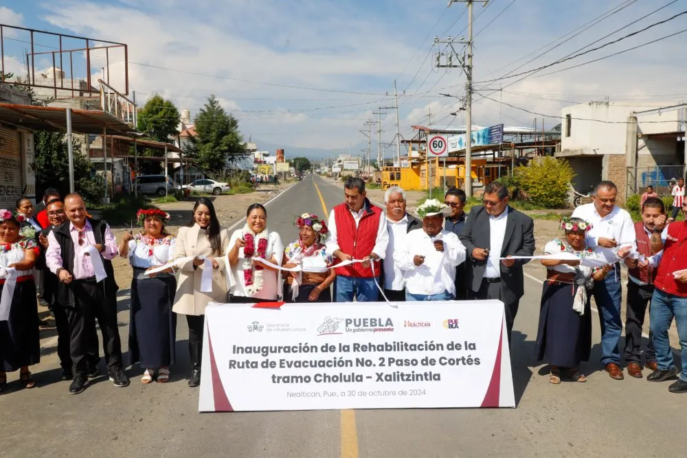 Gobierno estatal rehabilita rutas de evacuación para garantizar seguridad ante contingencia volcánica
