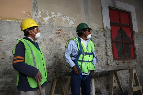 Hay 200 inmuebles en riesgo de caer en Puebla: INAH