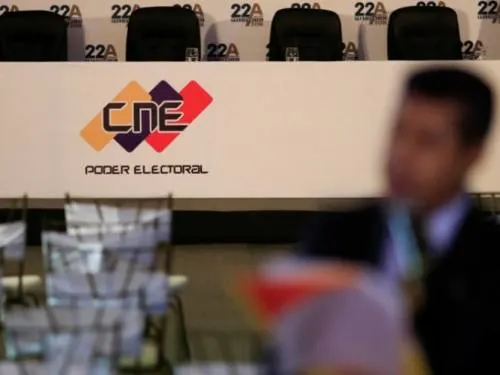 Posponen elección presidencial en Venezuela