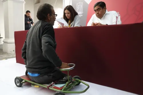 Hay  un gobernador que nos echa la mano