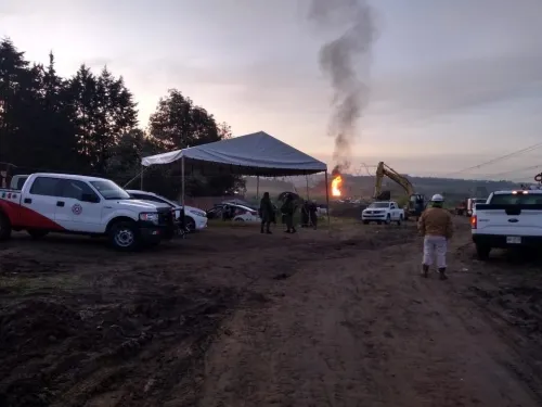 Pemex y PC estatal realizan desfogues para controlar  fuga de gas LP en Cuautlancingo