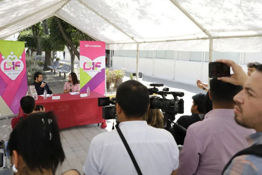 Smdif Pue Relaciones Pareja Redes Sociales