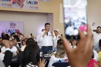 Eduardo Rivera acusa “mano negra” en debate organizado por el IEE a la gubernatura
