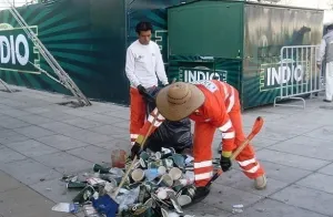 Recolectan 25 toneladas de basura tras desfile