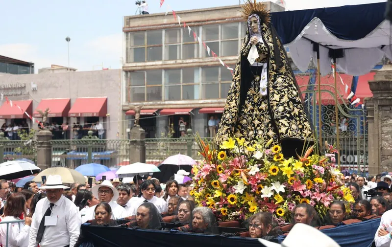 procesion-viernes-santo-pue-25