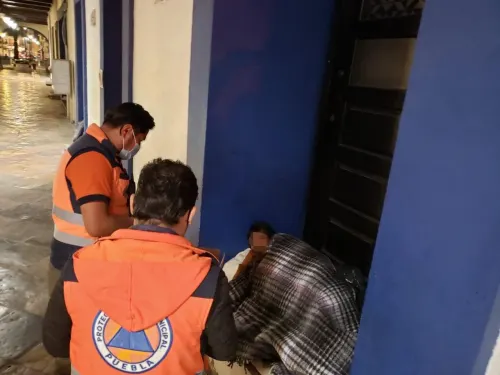 Protección Civil Municipal brinda apoyo a personas en situación de calle
