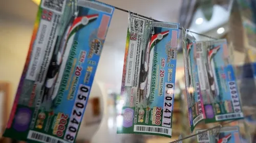 Gobernador de Tabasco gastó 100 mil pesos en boletos para rifa del Avión Presidencial