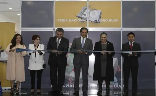 BUAP apuesta en la educación integral con la cultura y el deporte: Esparza
