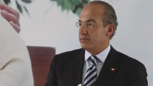 No me alcanza para pagar seguridad a mi familia, asegura Calderón a AMLO en carta