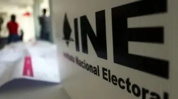 Extrabajador denuncia despido injustificado en el INE Puebla