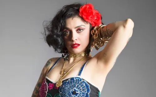 Haré música reflejando desde mi mirada a la sociedad: Mon Laferte