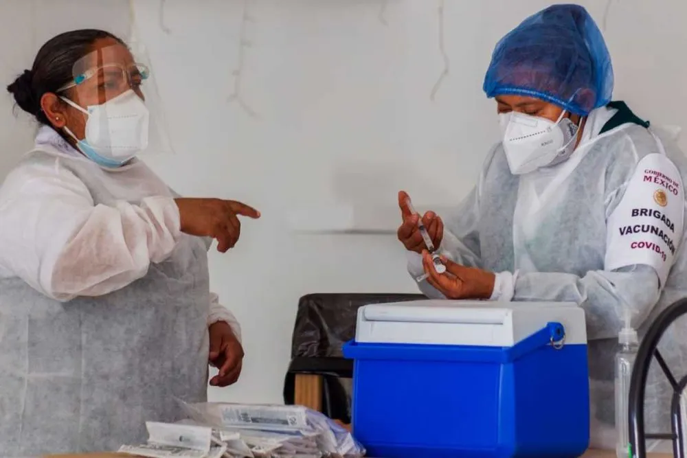 Vacunación anti-Covid de la zona norte de Puebla: por apellidos y sin registro en línea