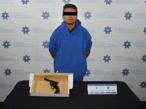 Aseguran a hombre por tentativa de robo a una unidad de la ruta Libertad-Cuauhtémoc